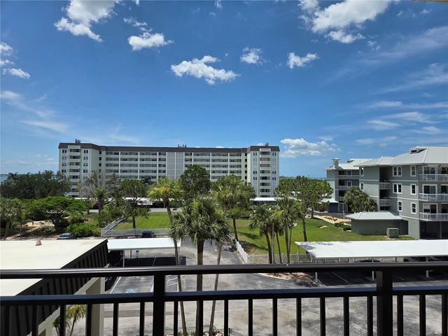 9 HAIG PLACE 405, Dunedin, FL 34698