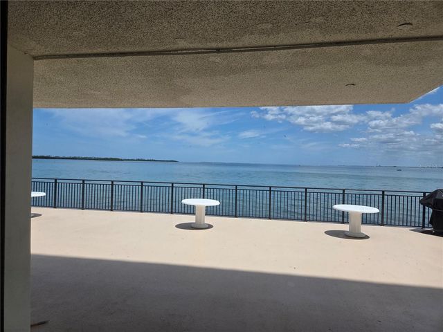 9 HAIG PLACE 405, Dunedin, FL 34698