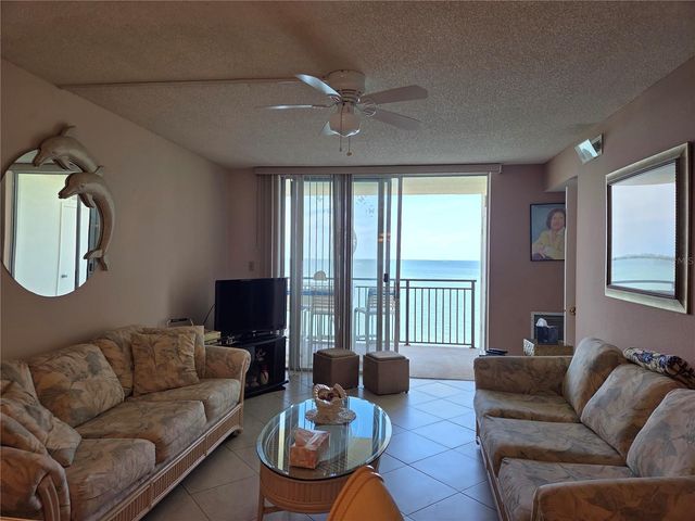 9 HAIG PLACE 405, Dunedin, FL 34698