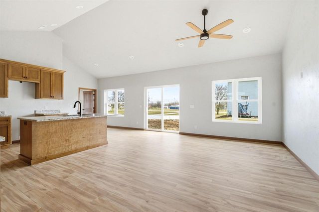 224 N 9TH STREET, Hilbert, WI 54129