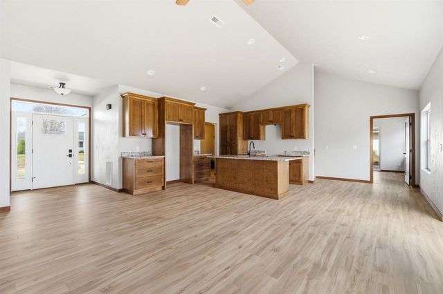 224 N 9TH STREET, Hilbert, WI 54129