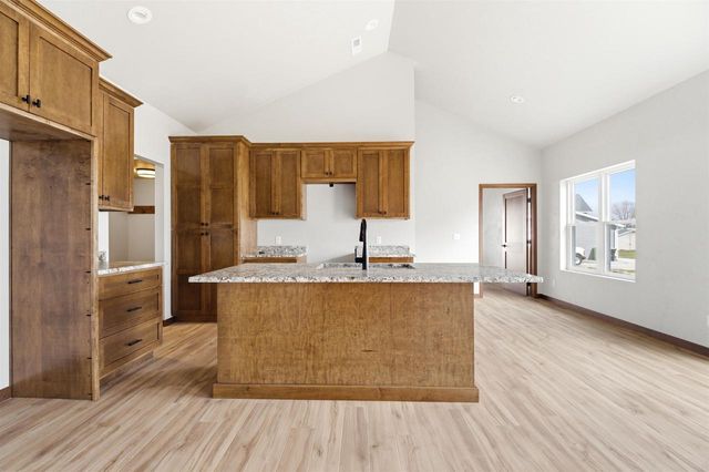 224 N 9TH STREET, Hilbert, WI 54129