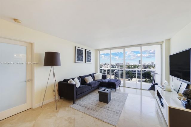 1900 Sunset Harbour Dr 811, Miami Beach, FL 33139