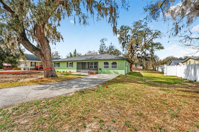 4221 BURROWS ROAD, Zephyrhills, FL 33542