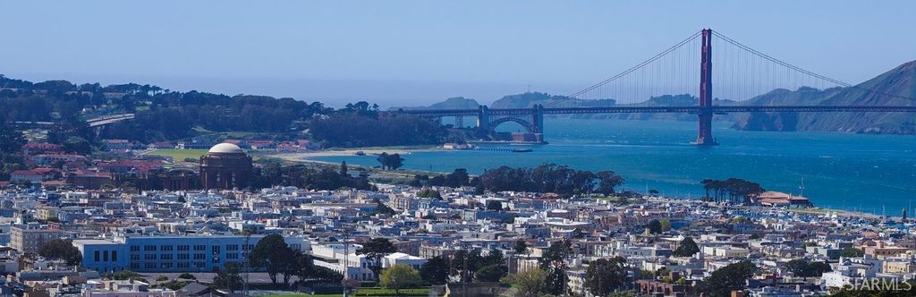 2111 Hyde Street 505, San Francisco, CA 94109