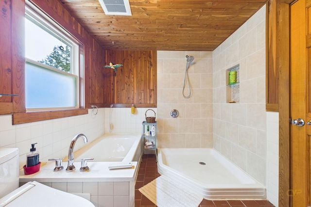 70 Neponset St, Canton, MA 02021