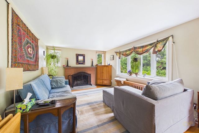 70 Neponset St, Canton, MA 02021
