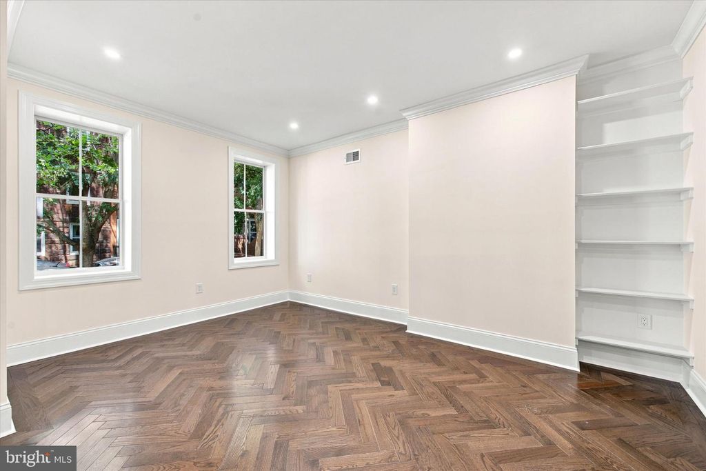 1012 CARPENTER ST, Philadelphia, PA 19147 — photo 4