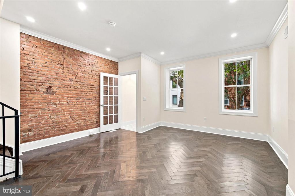 1012 CARPENTER ST, Philadelphia, PA 19147 — photo 5