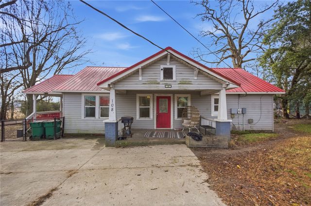 108 Boggs Drive, Townville, SC 29689