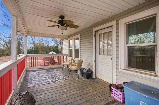 108 Boggs Drive, Townville, SC 29689