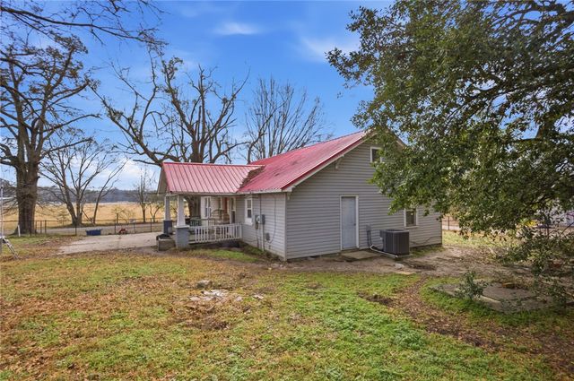 108 Boggs Drive, Townville, SC 29689