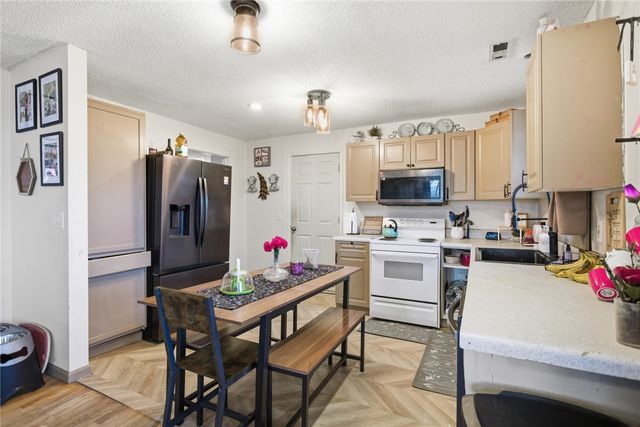 108 Boggs Drive, Townville, SC 29689