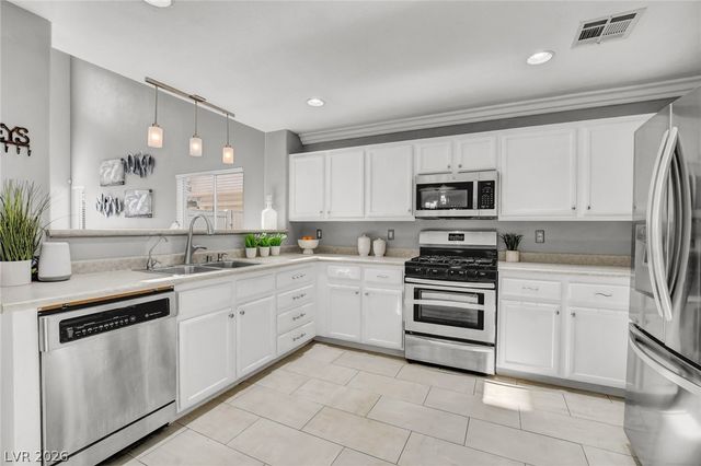 5974 Banbury Heights Way, Las Vegas, NV 89139