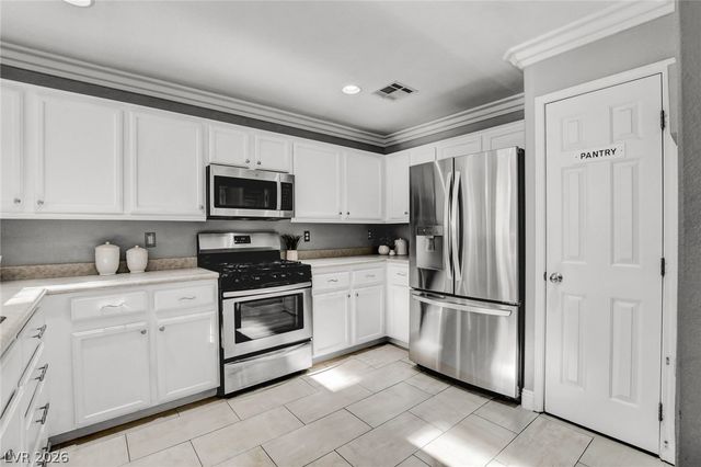 5974 Banbury Heights Way, Las Vegas, NV 89139