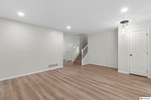 1711 N 206th Street, Elkhorn, NE 68022