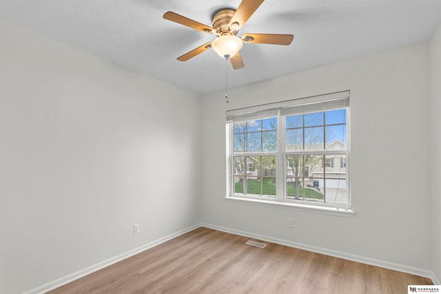 1711 N 206th Street, Elkhorn, NE 68022