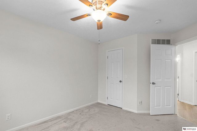 1711 N 206th Street, Elkhorn, NE 68022