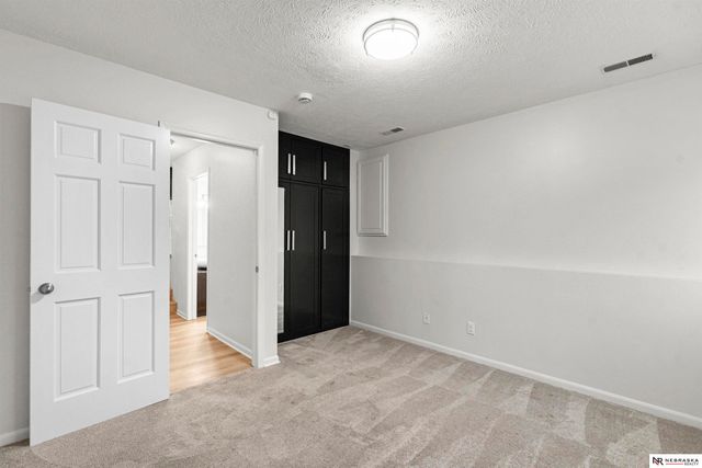 1711 N 206th Street, Elkhorn, NE 68022