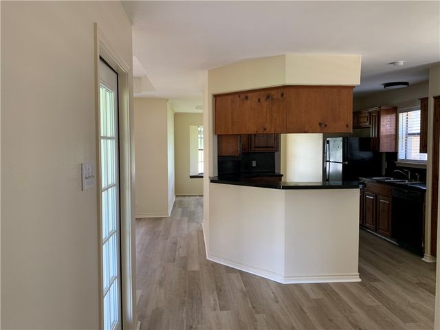 7017 Glasgow Dr, Corpus Christi, TX 78413