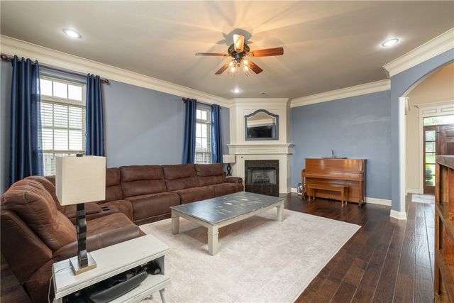 2439 Brookwater Lane, Fayetteville, AR 72703