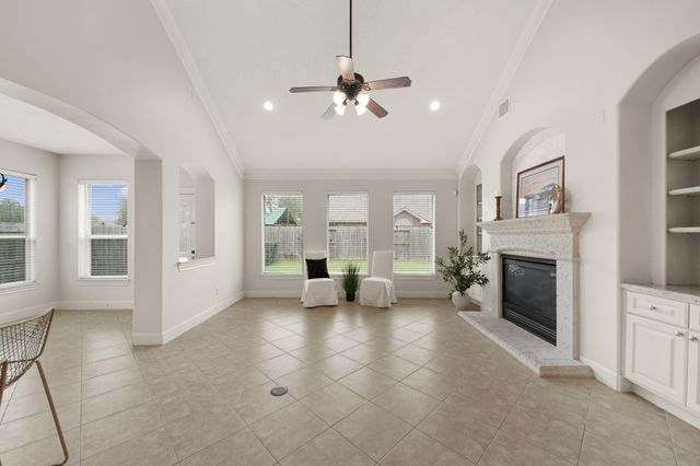 2602 Canyon Falls Drive, Manvel, TX 77578