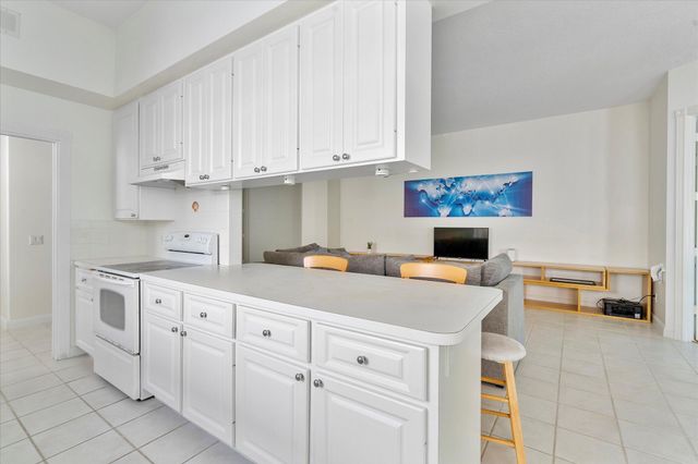 2563 James River Road, West Palm Beach, FL 33411