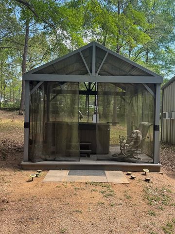 16375 Grand Flower Road, Plantersville, TX 77363