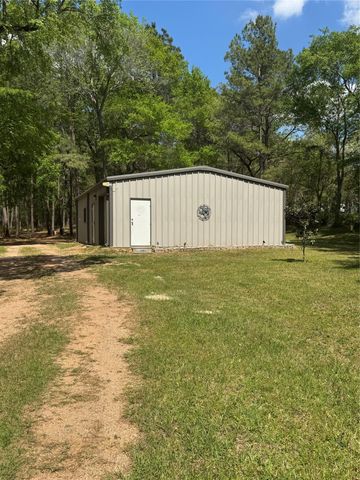 16375 Grand Flower Road, Plantersville, TX 77363