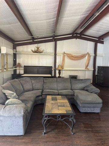 16375 Grand Flower Road, Plantersville, TX 77363