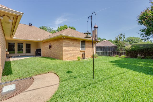4322 Waycross Drive, Arlington, TX 76016