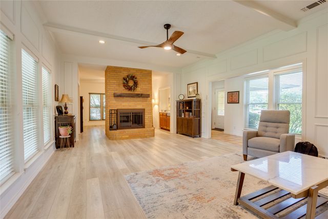 4322 Waycross Drive, Arlington, TX 76016