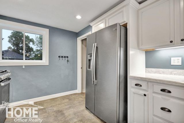 204 E McArthur Street, Corunna, MI 48817