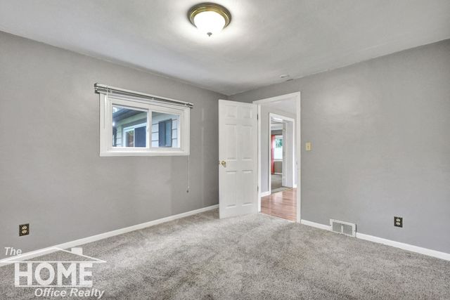 204 E McArthur Street, Corunna, MI 48817