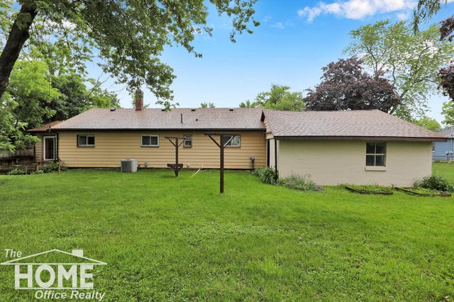 204 E McArthur Street, Corunna, MI 48817