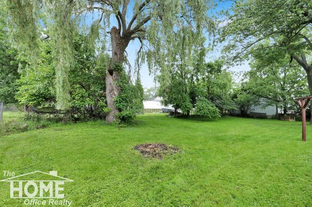 204 E McArthur Street, Corunna, MI 48817