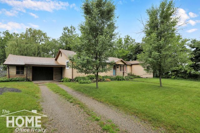 204 E McArthur Street, Corunna, MI 48817