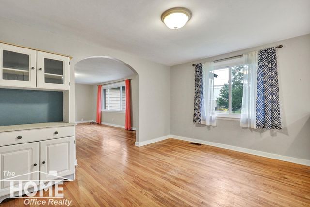 204 E McArthur Street, Corunna, MI 48817