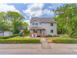 21795 Se GRAND ISLAND Loop, Dayton, OR 97114