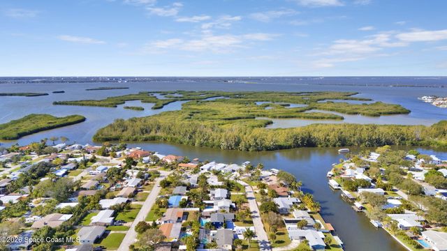 1034 Bali Road, Cocoa Beach, FL 32931