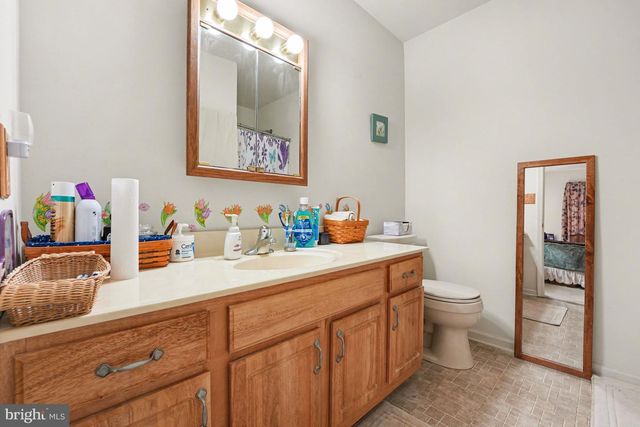 321 CHERRY ST, Pennsburg, PA 18073