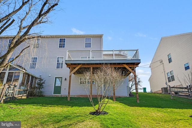 321 CHERRY ST, Pennsburg, PA 18073