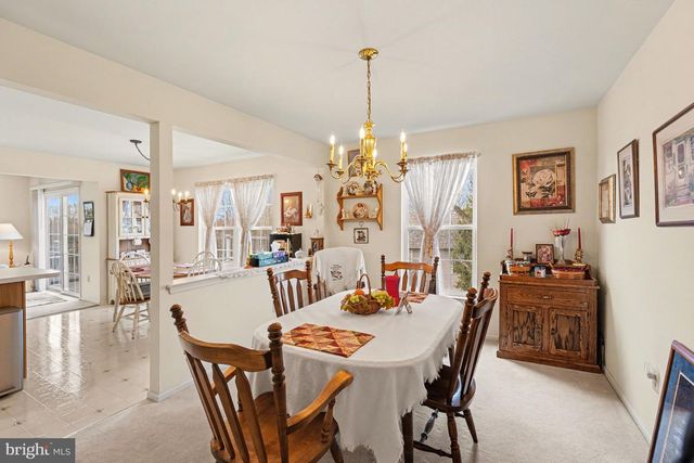 321 CHERRY ST, Pennsburg, PA 18073