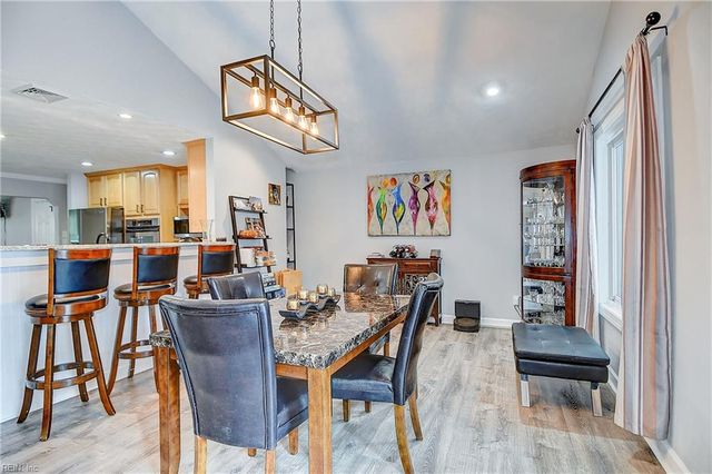 5013 Regina LN, Virginia Beach, VA 23455