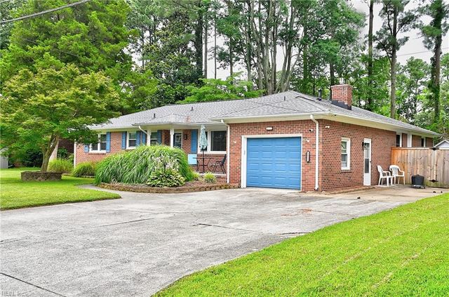 5013 Regina LN, Virginia Beach, VA 23455
