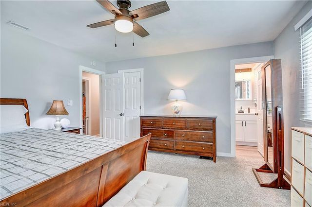 5013 Regina LN, Virginia Beach, VA 23455