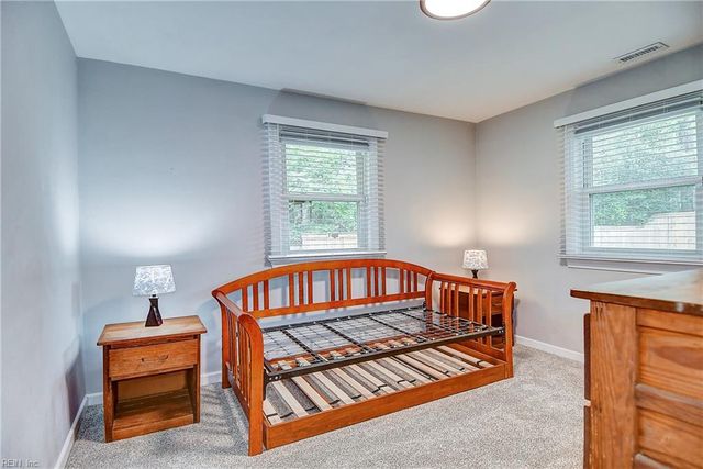 5013 Regina LN, Virginia Beach, VA 23455