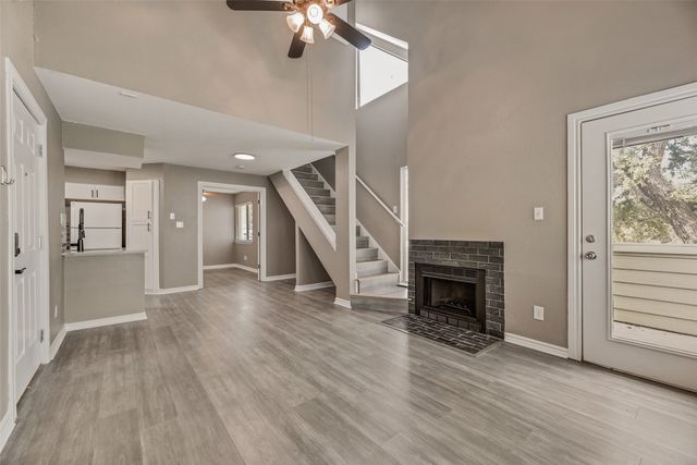 3113 Sondra Drive 206, Fort Worth, TX 76107