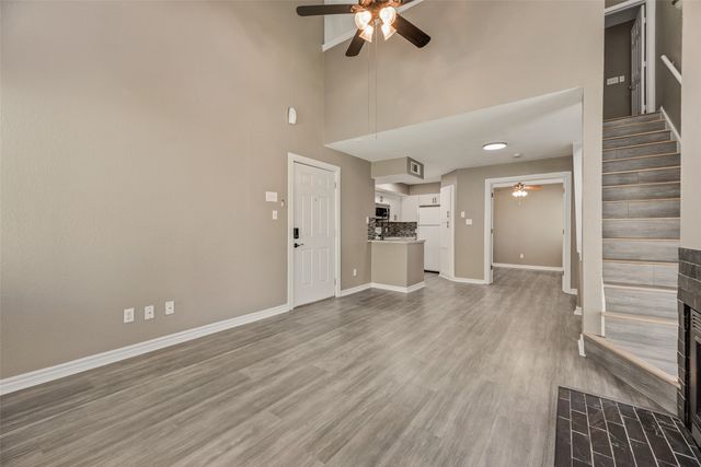 3113 Sondra Drive 206, Fort Worth, TX 76107