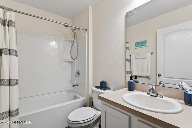 3560 SUNFISH Drive, Jacksonville, FL 32226